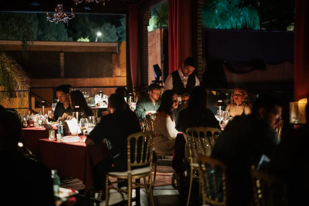 Sala de Le Petit LØV durante la cena